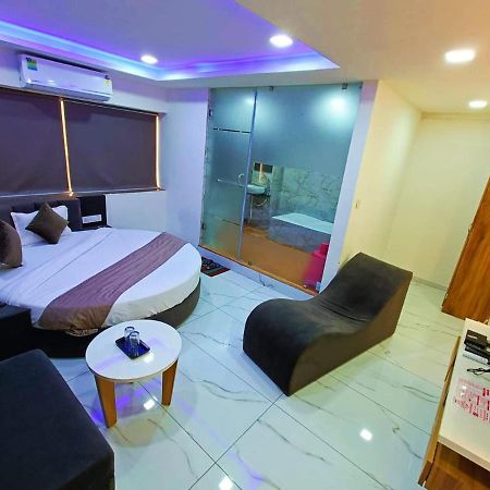 Hotel Rock Anand Luaran gambar