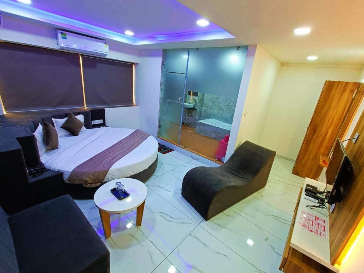Hotel Rock Anand Luaran gambar